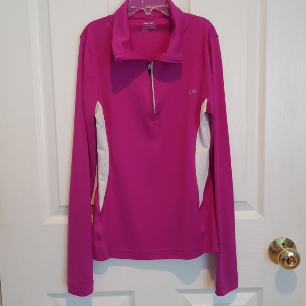 Athletic Quarterzip