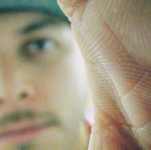 Meet your Posher, Victor