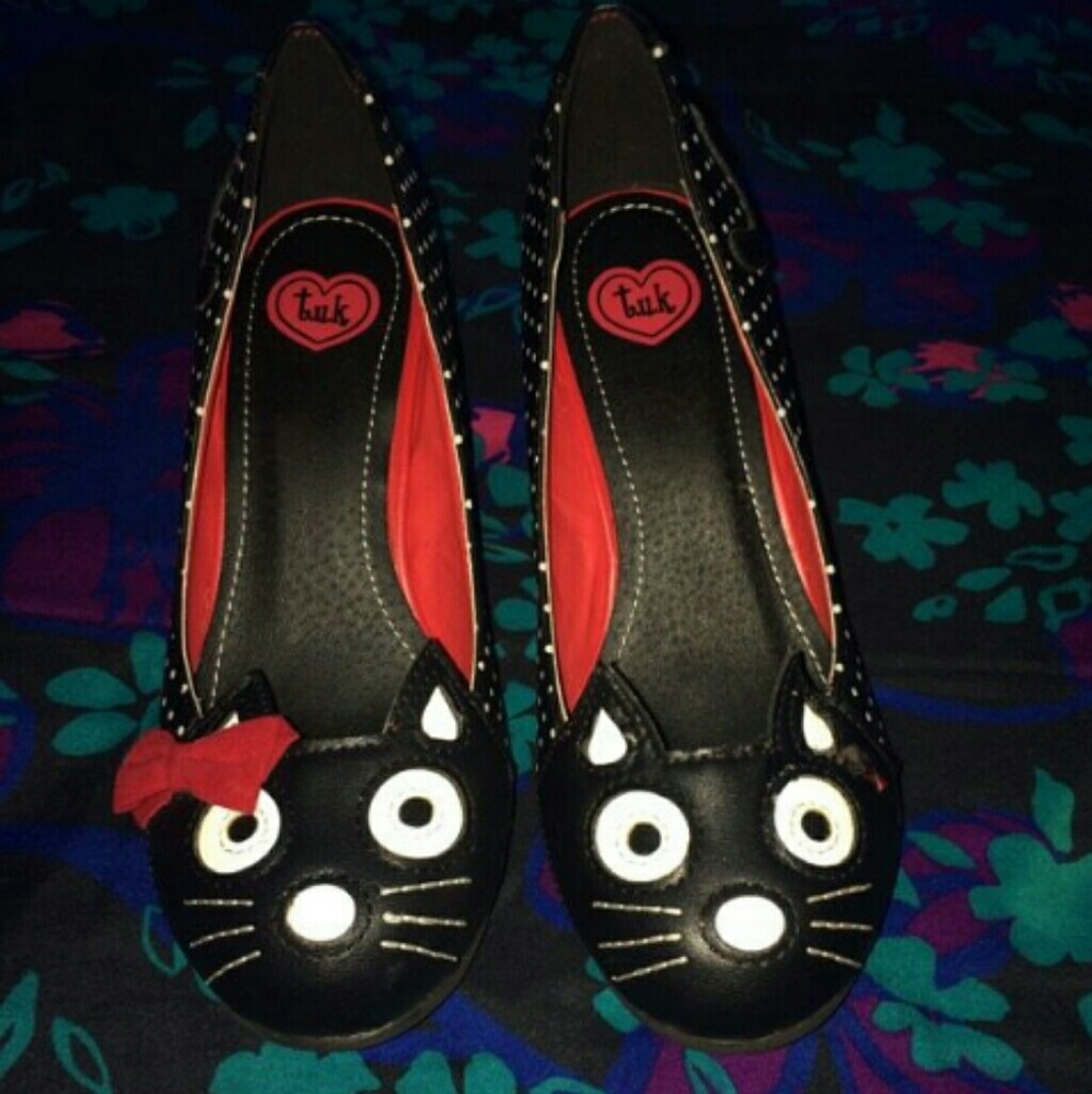Tuk heels