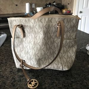 Michael Kors purse