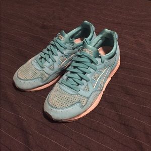 Blue Asics Gel-Lyte V