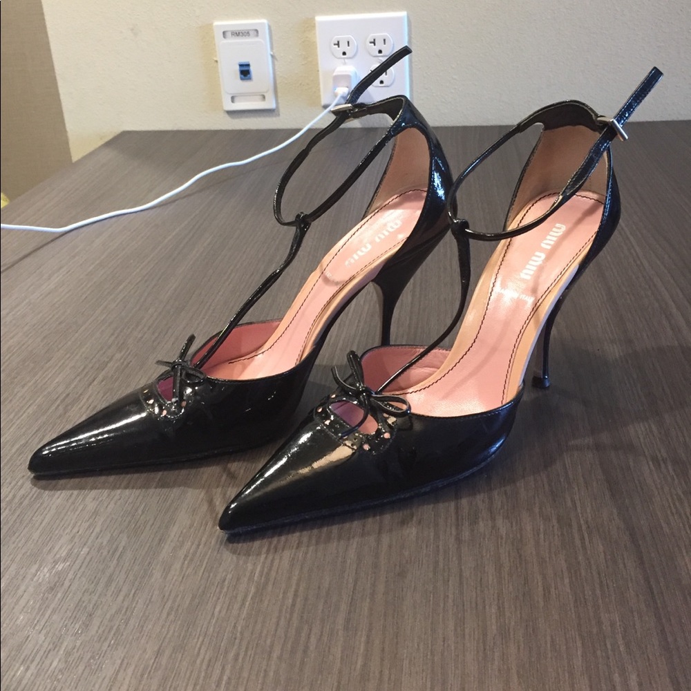❌SOLD❌ Miu Miu PRADA Ankle Strap Heel - Picture 2 of 4