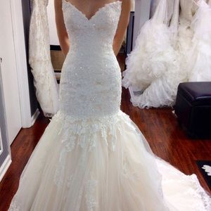 Maggie Sottero Wedding Dress