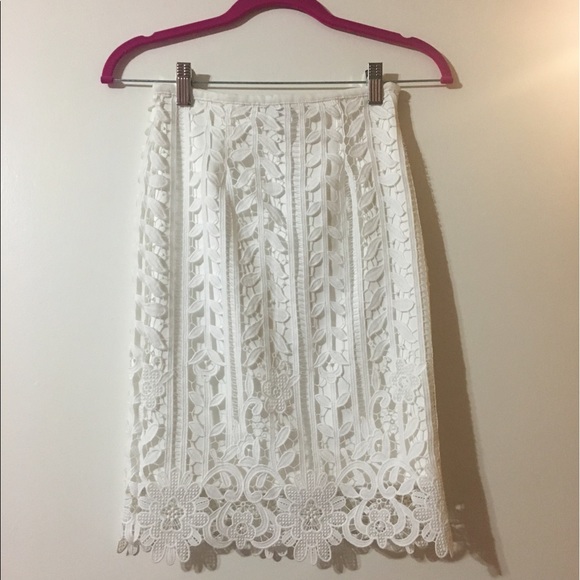 Romeo & Juliet Couture Skirts - White skirt Romeo & Juliet Couture Skirts - White skirt