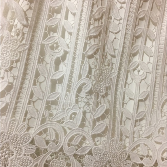 Romeo & Juliet Couture Skirts - White skirt Romeo & Juliet Couture Skirts - White skirt