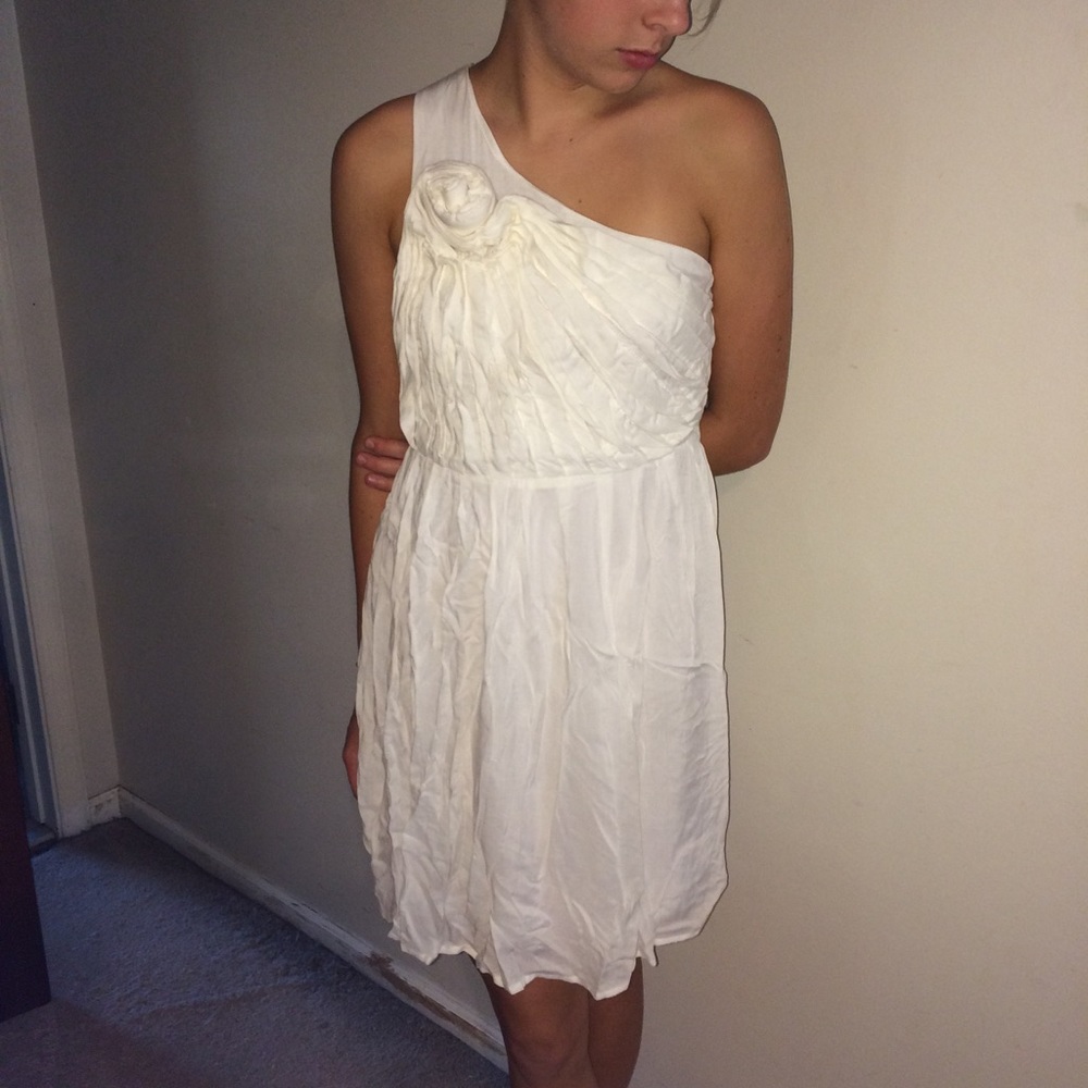 YA Los Angeles Rosette Pleated One Shoulder Dress