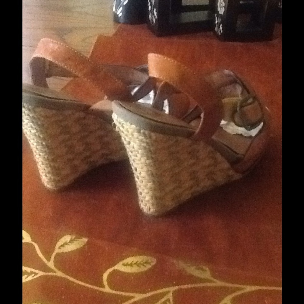 Wedge Sandals - Picture 4 of 4
