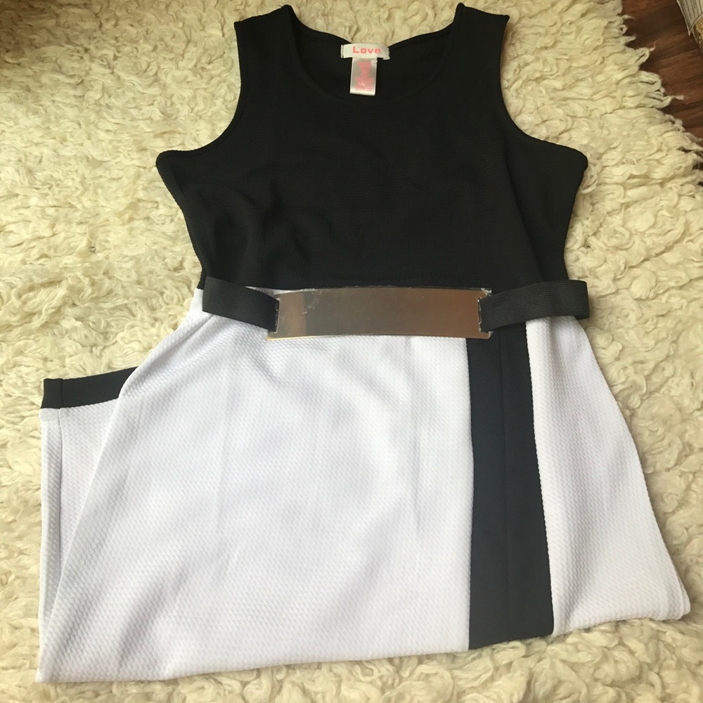 Beautiful black /white dress