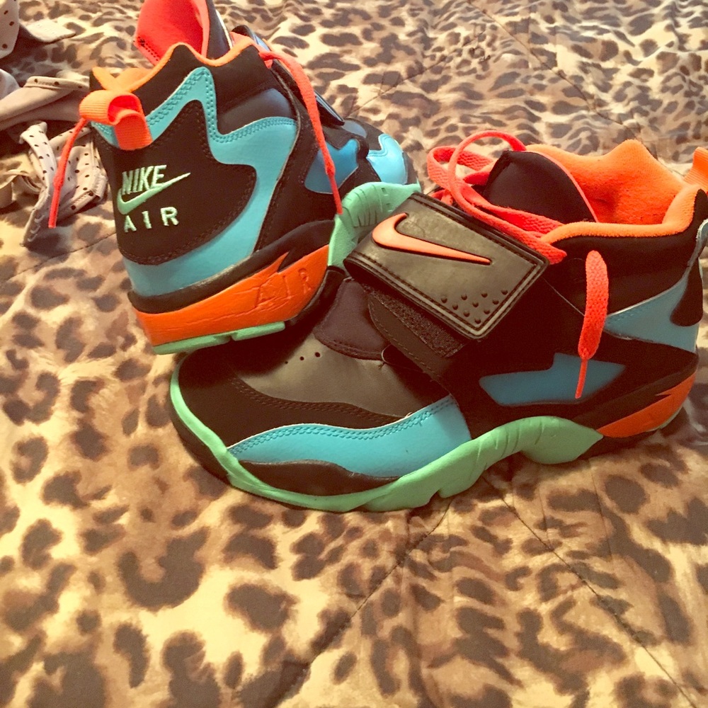 Nike Diamond Turfs