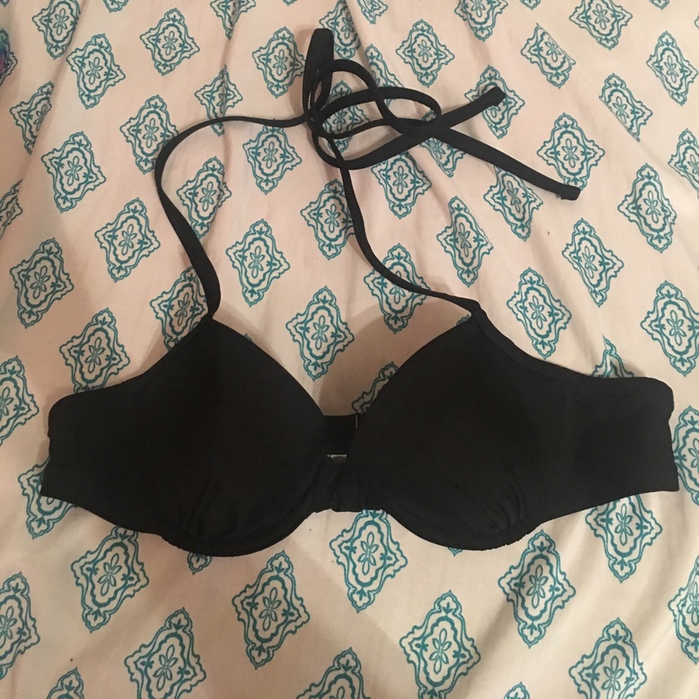 American eagle black bathing suit, never worn!!!!