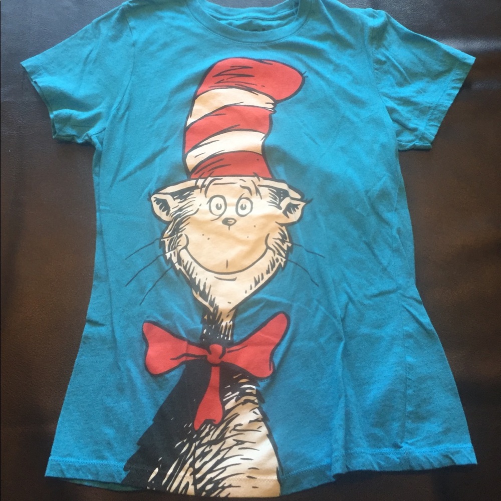 ❤️Cat in the hat t shirt