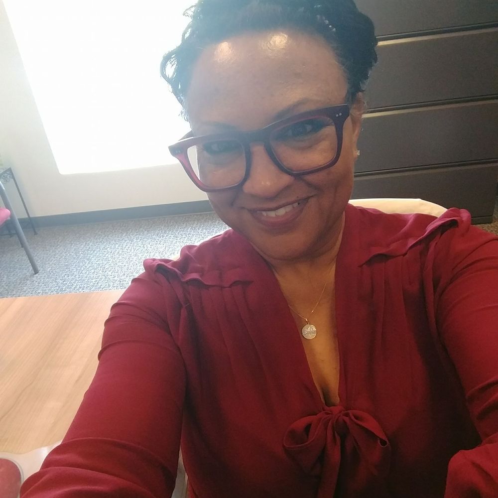 Meet your Posher, Veronica