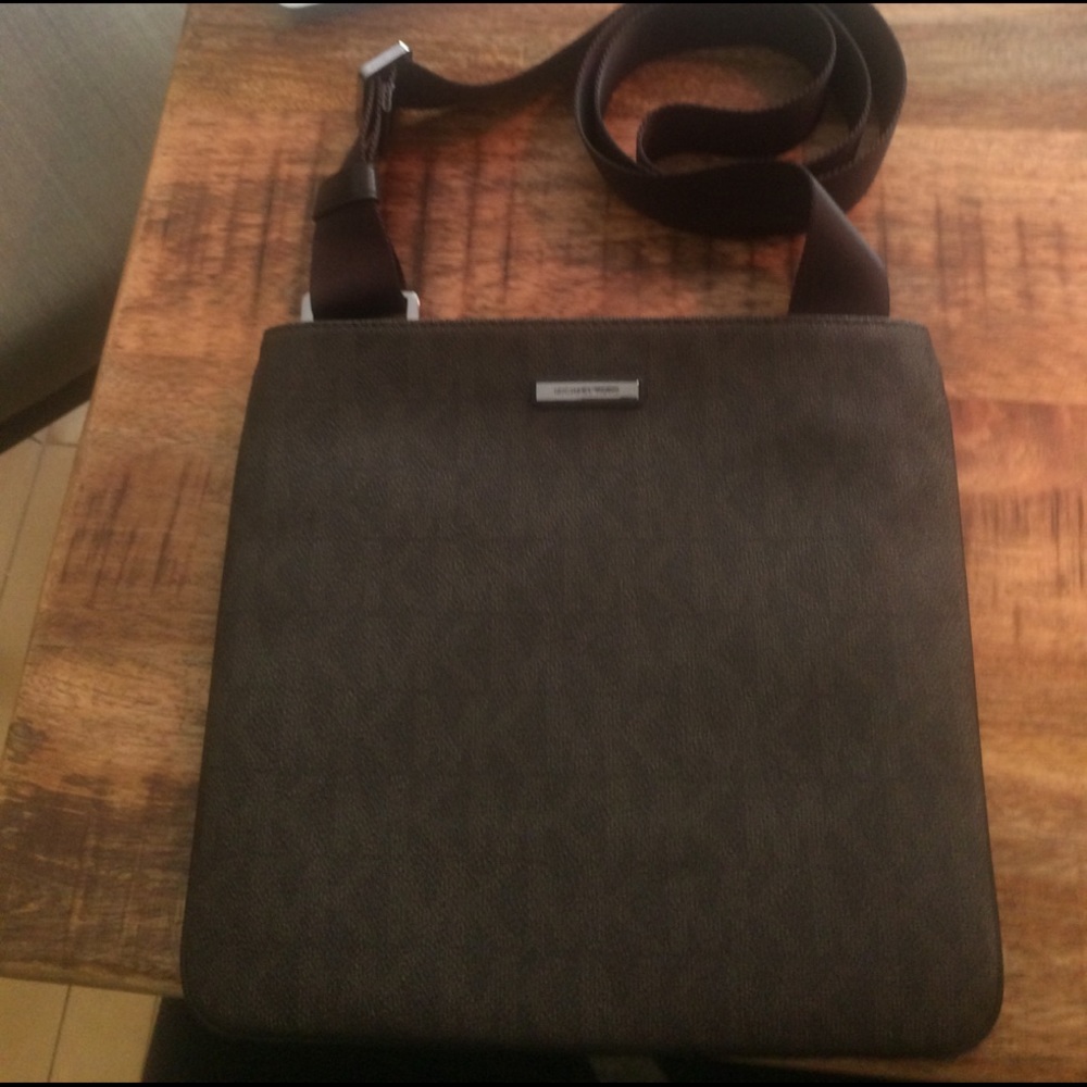Michael Kors cross body bag