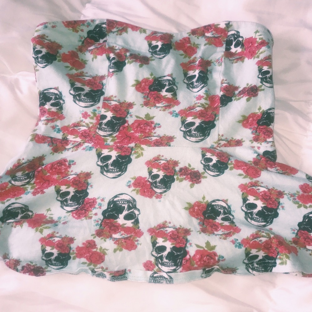 Strapless peplum top