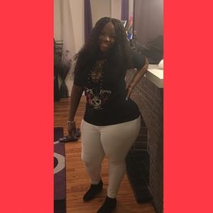 Meet your Posher, Tiffany