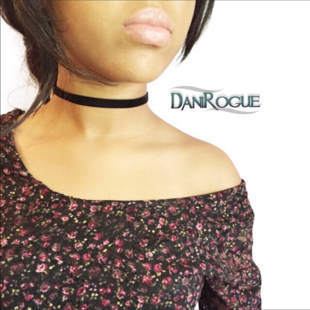 Black Velvet Choker