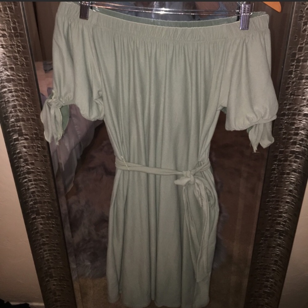 NWOT Off the shoulder soft to the touch dress