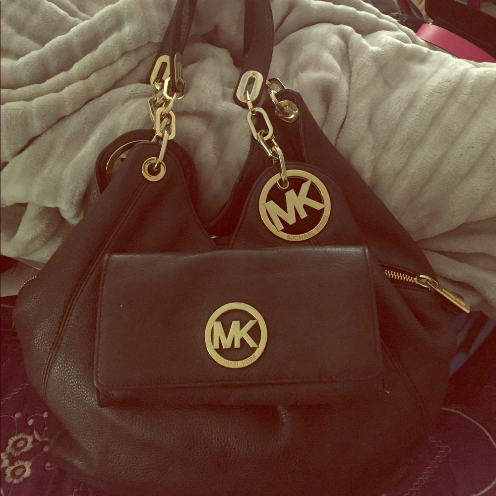 Michael kors handbag and wallet