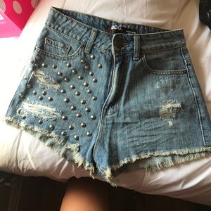 HIGH RISE studded shorts