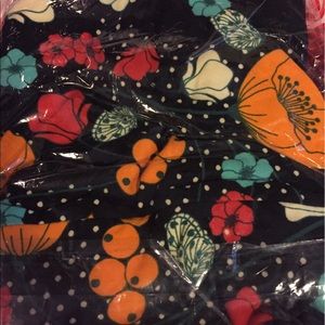 LuLaRoe TC leggings New in package