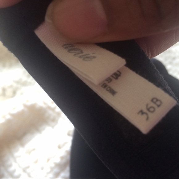 SOLD Aerie Bra 36B - Picture 3 of 3