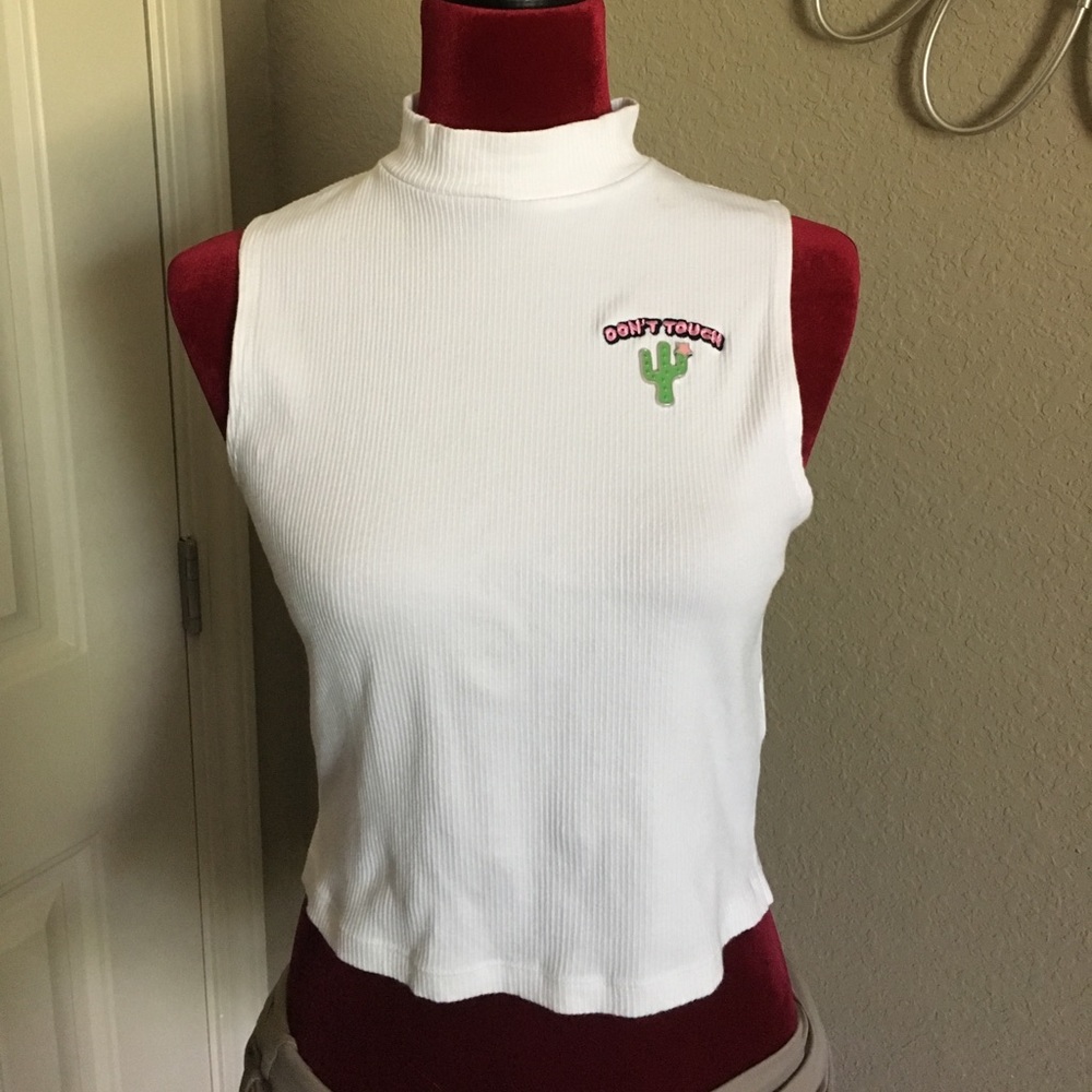 Don't touch🌵 crop top