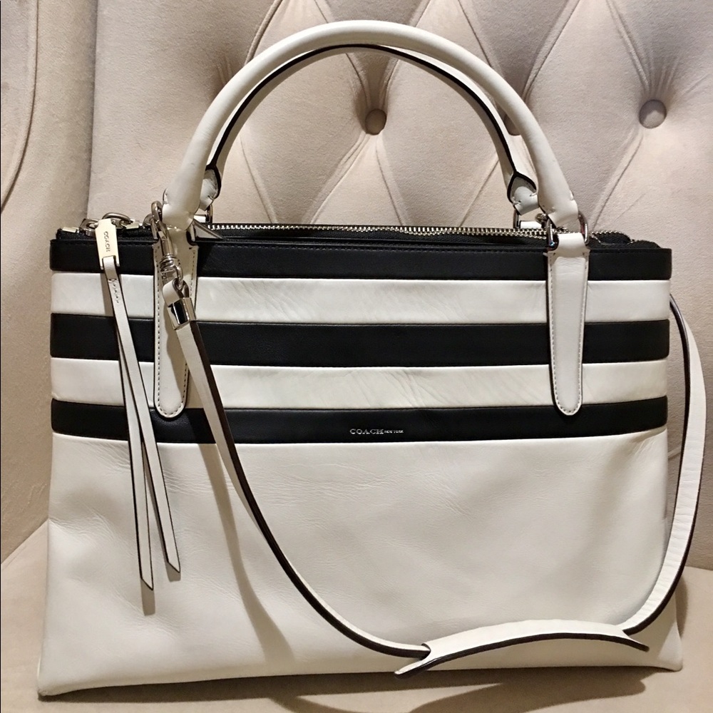 COACH - THE BAR STRIPE BOROUGH BAG