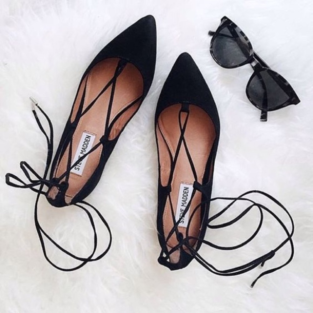 Steve Madden Lecrew Lace Up Black Flats 6.5