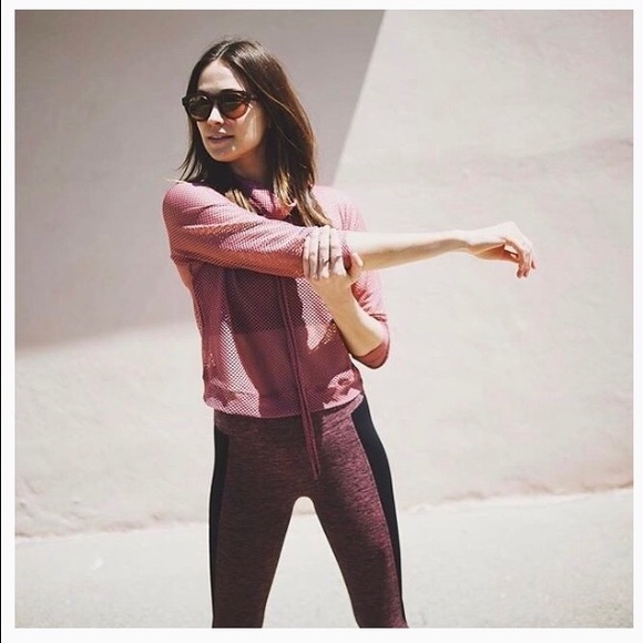 Pump Pullover Rose Gold - Picture 2 of 2