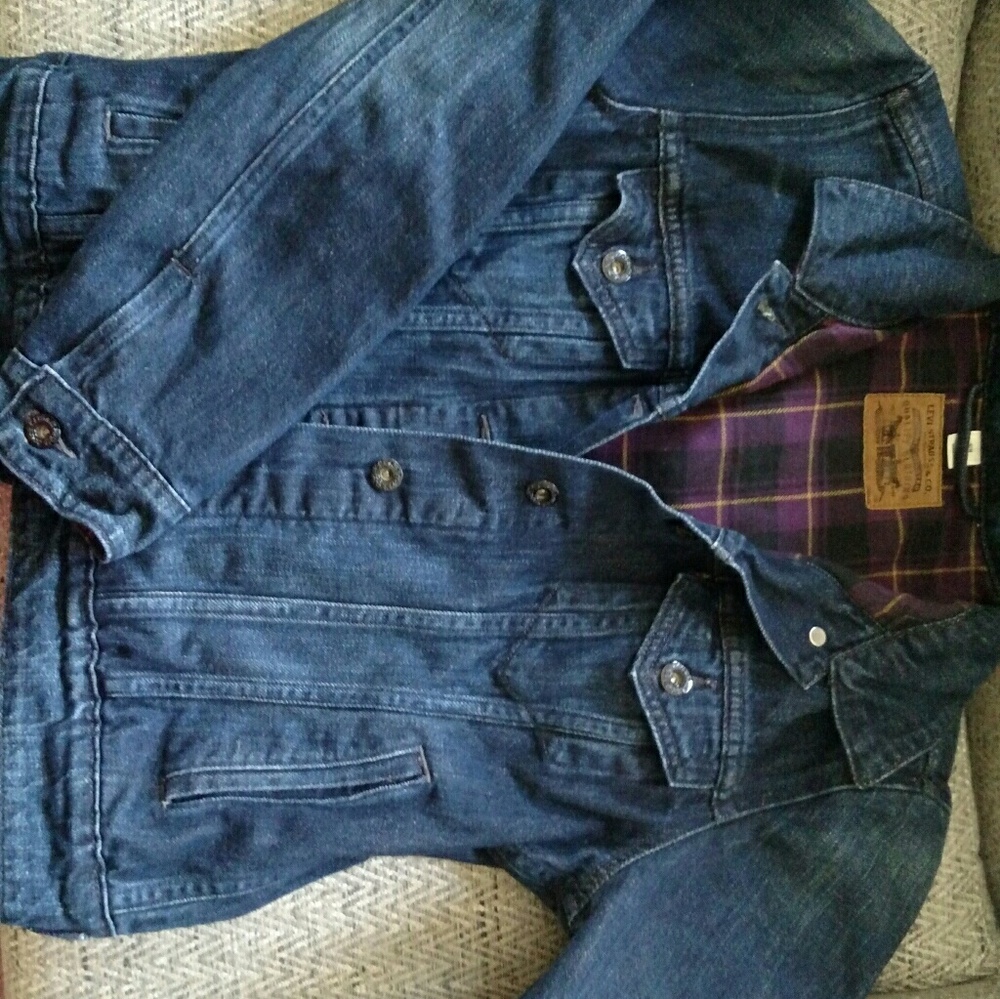 Levi's dark denim jacket with flannel lining