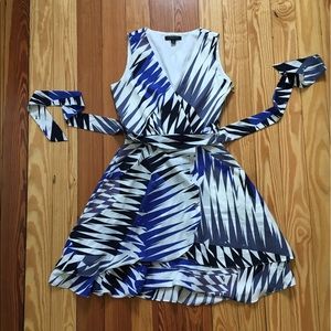 Banana Republic flounce dress (with pockets!)