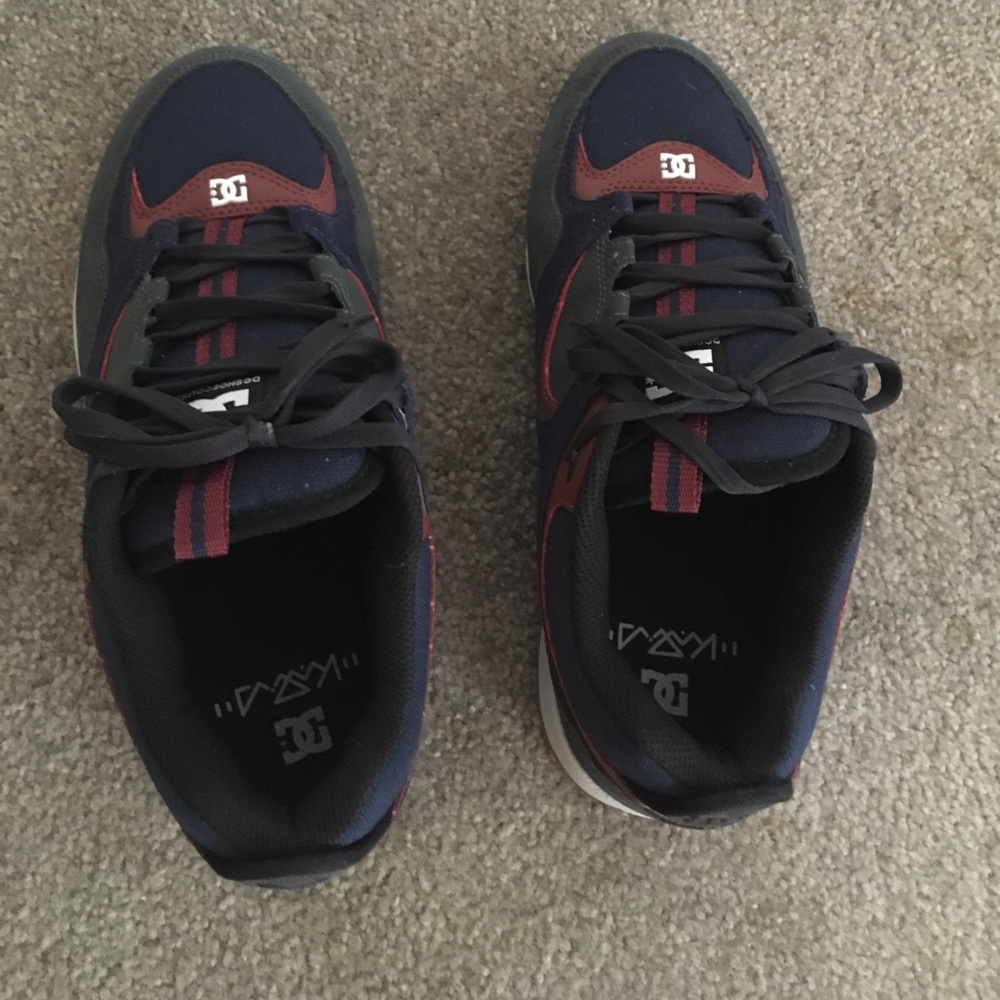 Great Deal men's skate shoes
