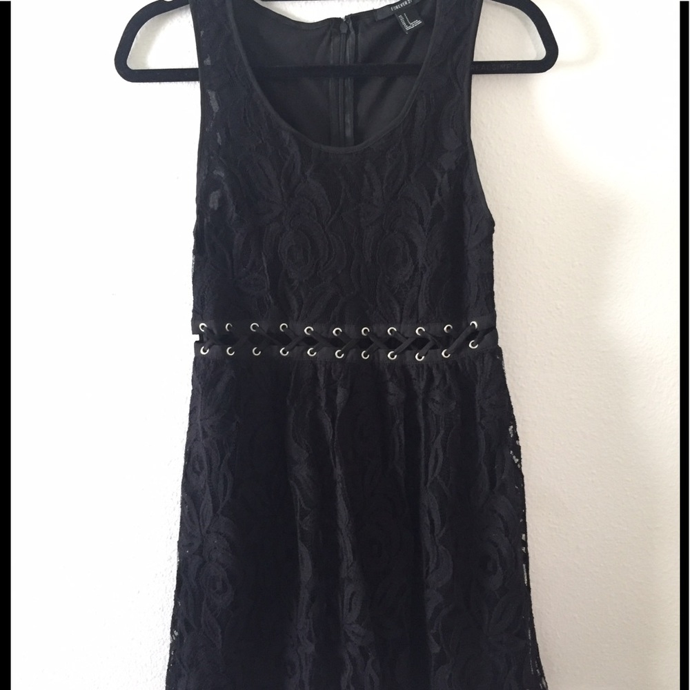 Black lacey dress f21