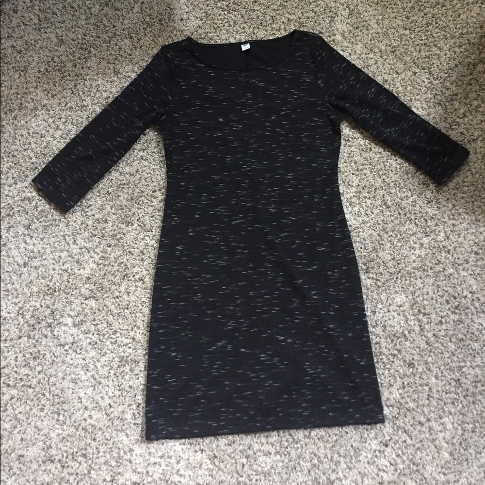 3/4 sleeve black dress