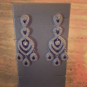 Chandelier earrings