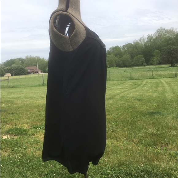 Black shift dress - Picture 2 of 6