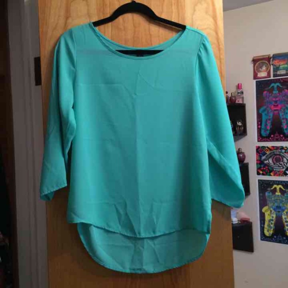 Windsor NWOT Mint Quarter Sleeve Blouse