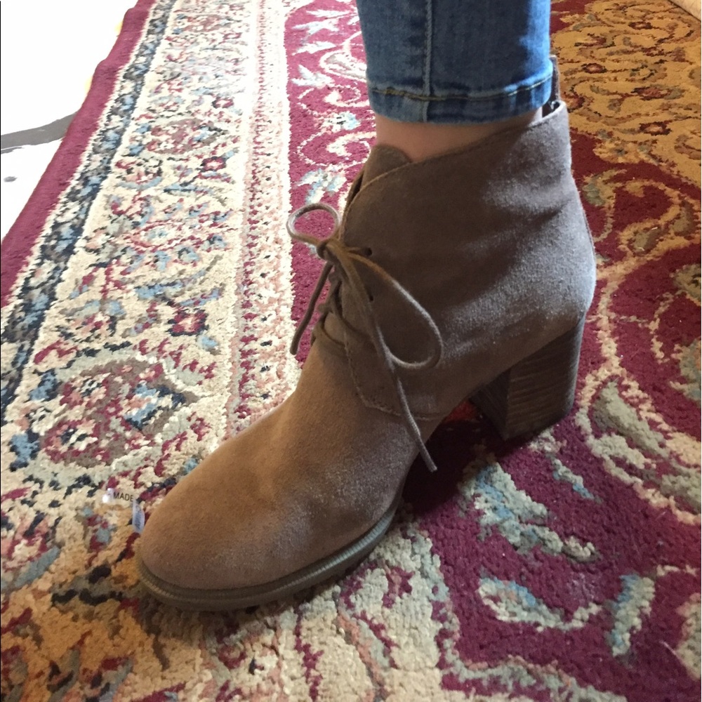 Brown booties - Picture 3 of 4
