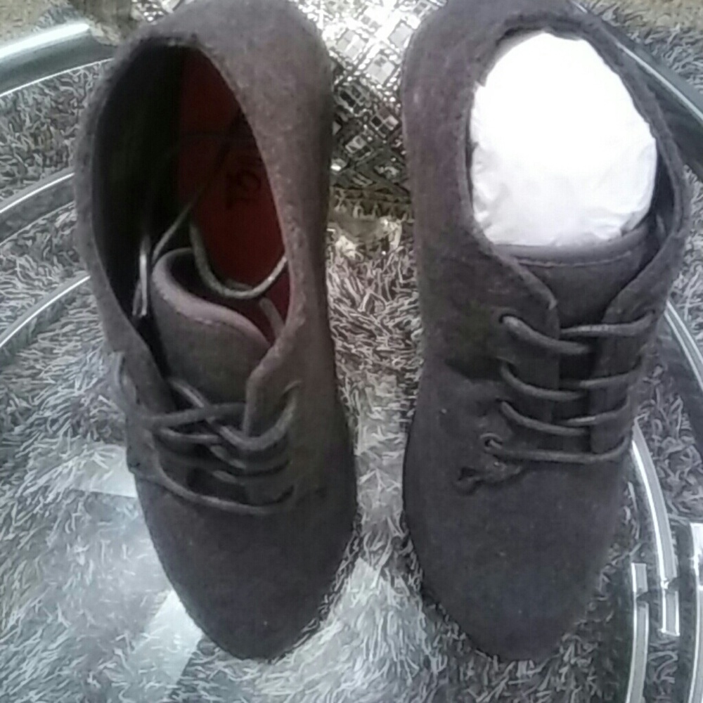 Flat booties shoes