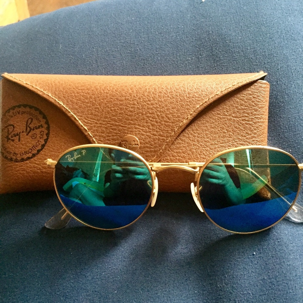 Ray-Ban Reflective Lens Sunglasses with Case