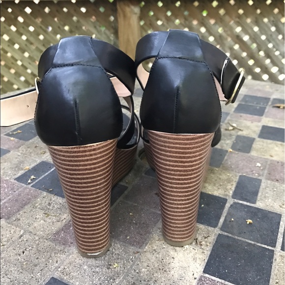 BR Black Strappy Wedges - Picture 3 of 4