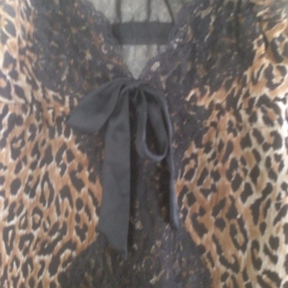 Blouse - Picture 4 of 4