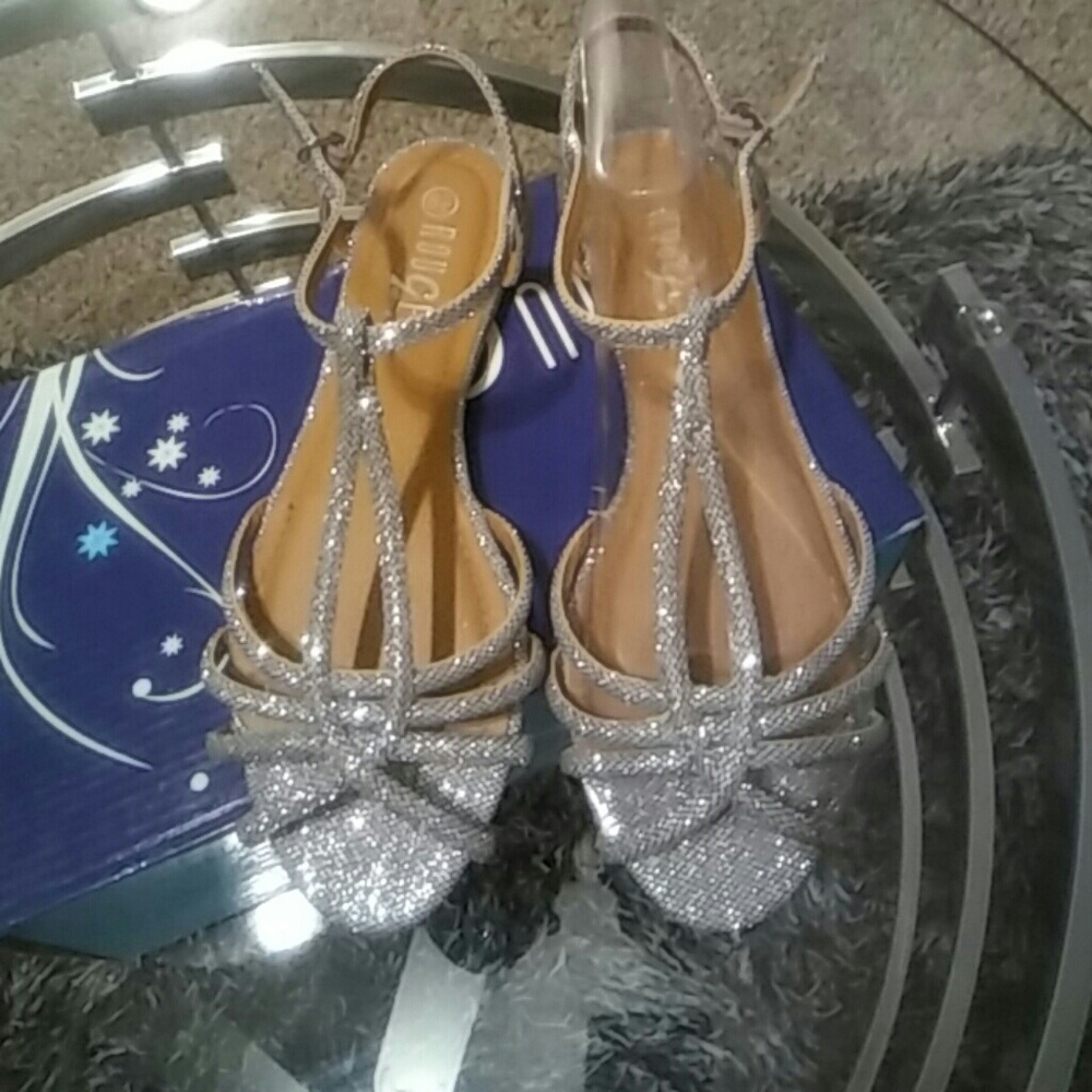 Sandal
