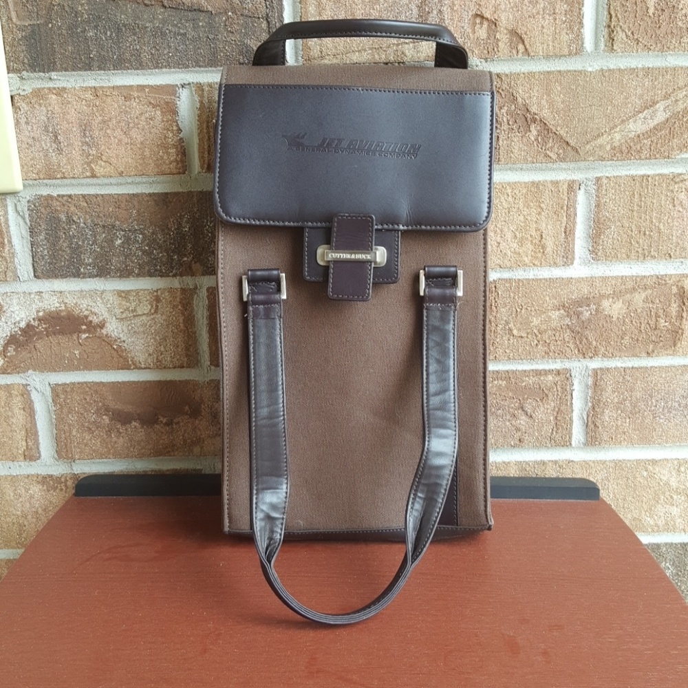 Cutter and Buck wine tote valet