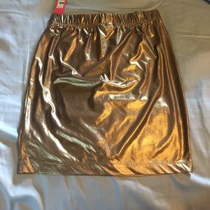 Shiny gold skirt