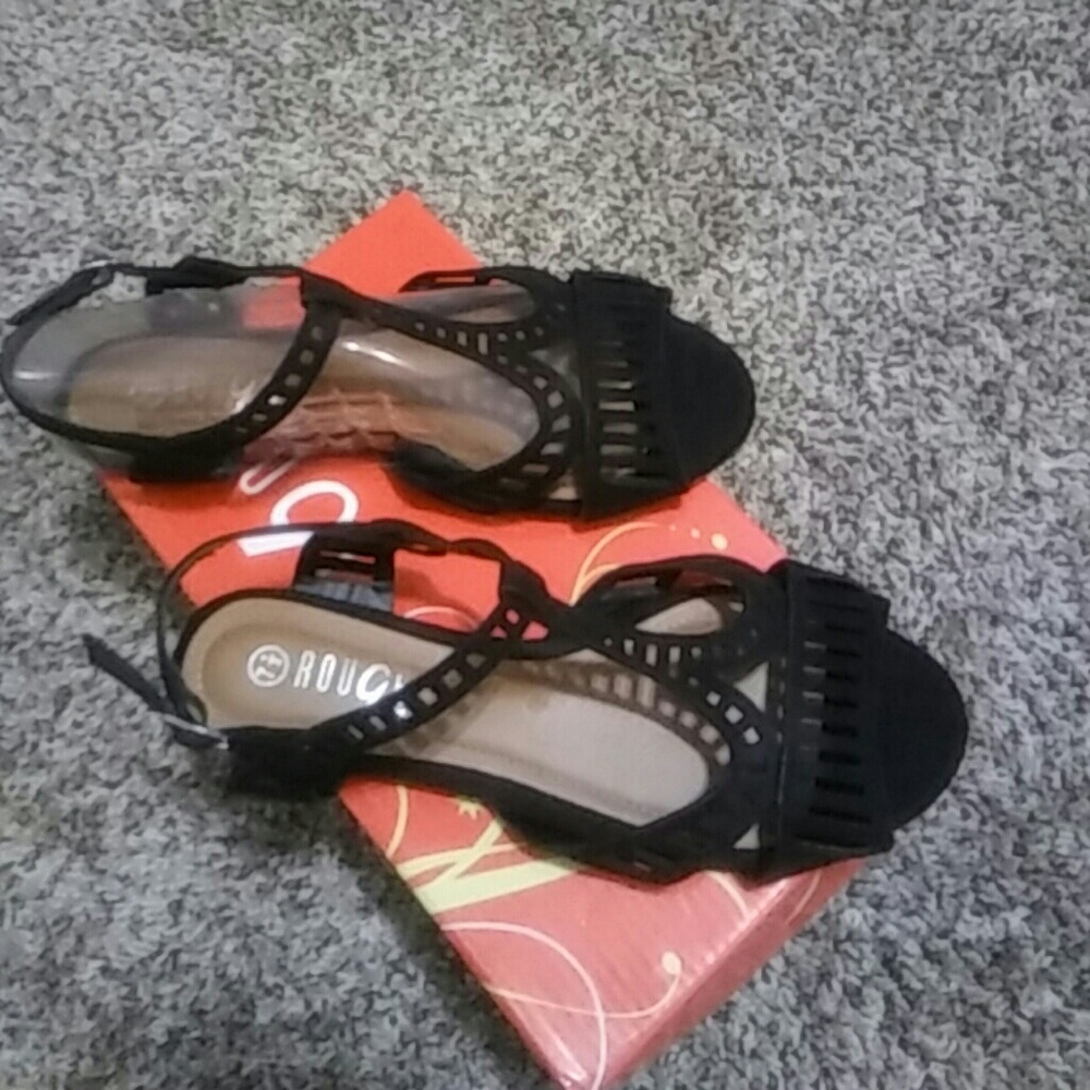 Sandal