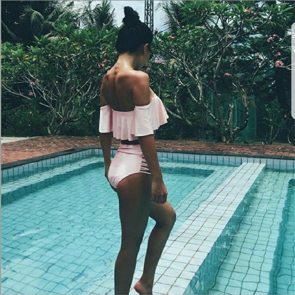 Sale! Off The Shoulder Ruffle Top Bikini Set - Picture 5 of 5