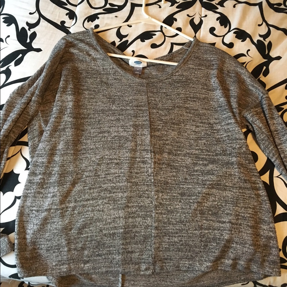 Old Navy grey sweater
