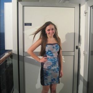 BEAUTIFUL STRAPLESS DRESS