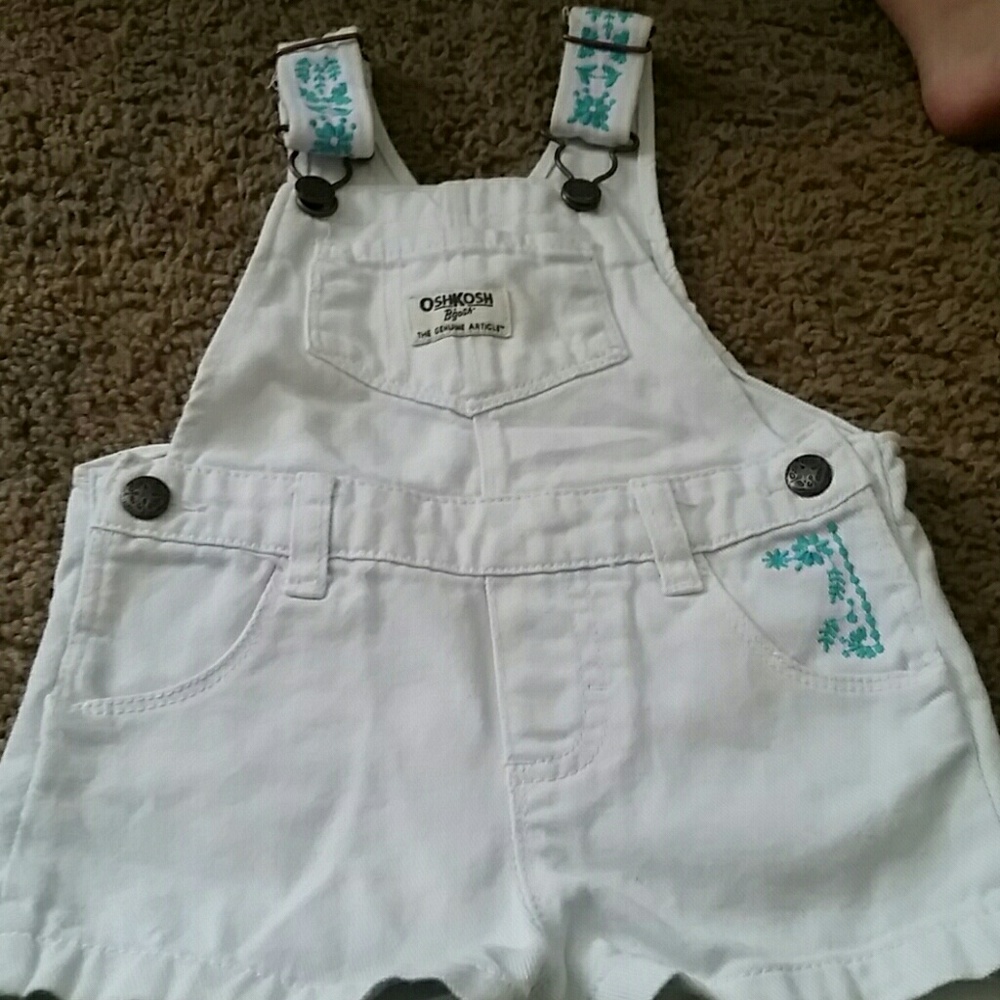 Beautiful clothes for girls.